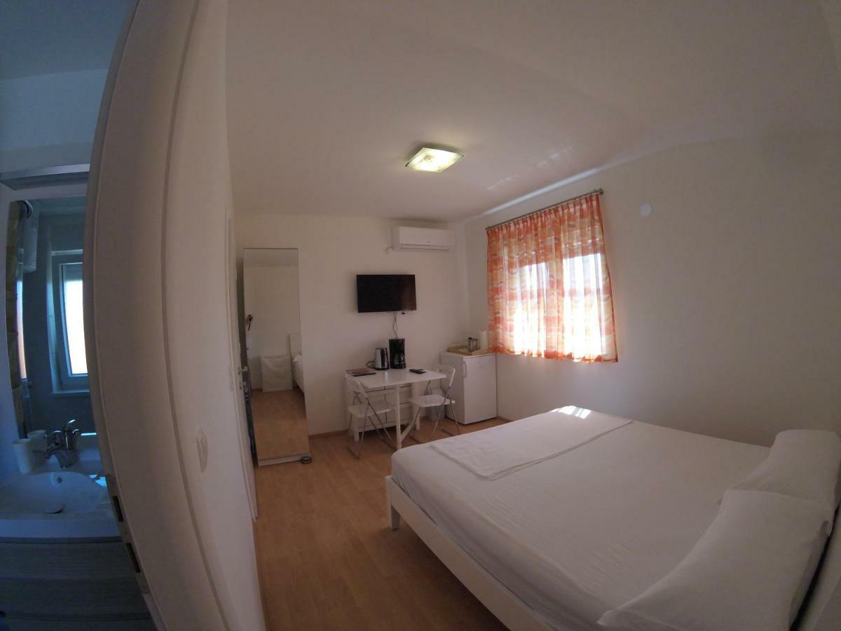 Apartments Babic Sukošan Kültér fotó